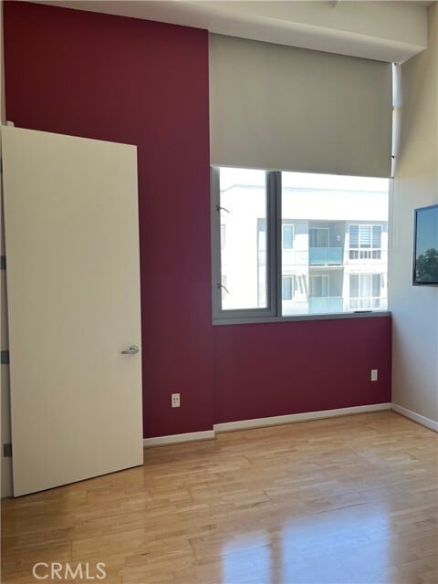 Building Photo - 175 S Lake Ave