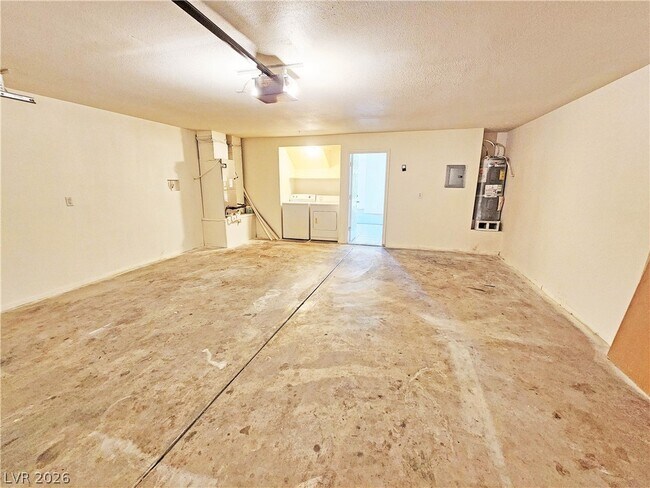 Building Photo - 1080 Karen Ct