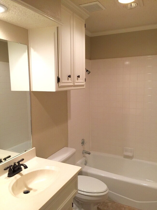 Building Photo - 3 Bed/ 2 Bath in Frenship LISD !