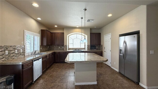 Building Photo - 6451 Parrot Ridge Ct