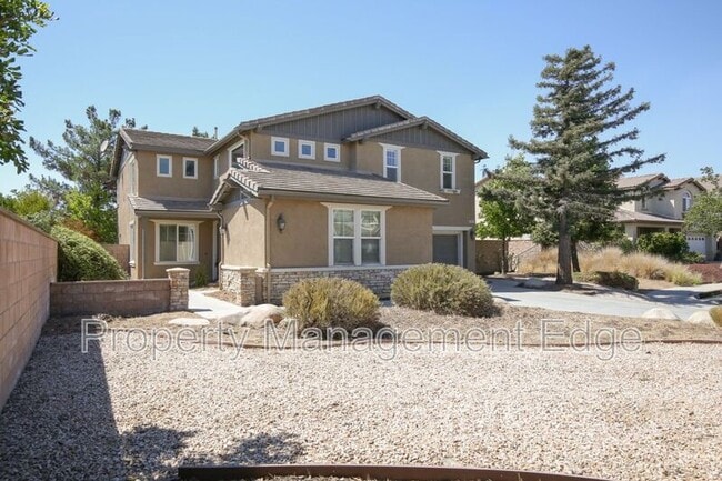 Building Photo - 34175 San Sebastian Ave