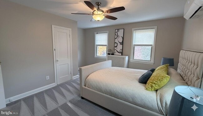 Building Photo - 5359 Ames St NE