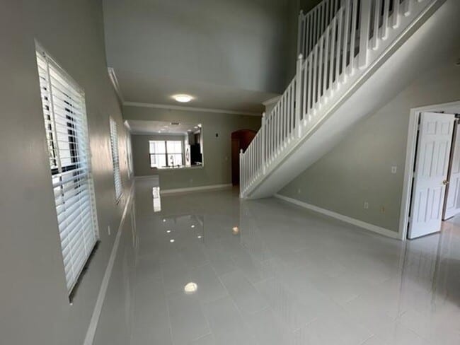 Building Photo - Iconic 2 story corner condo at the Terraces of Celebration. Completely renovated 2 Bedroom, 2 Bat...