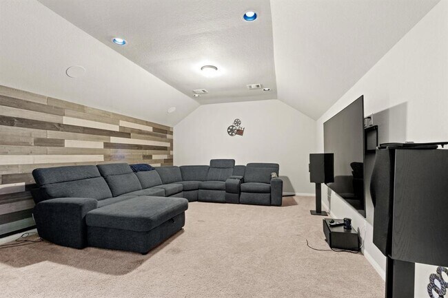 Building Photo - 24335 Kee Cresta Ct