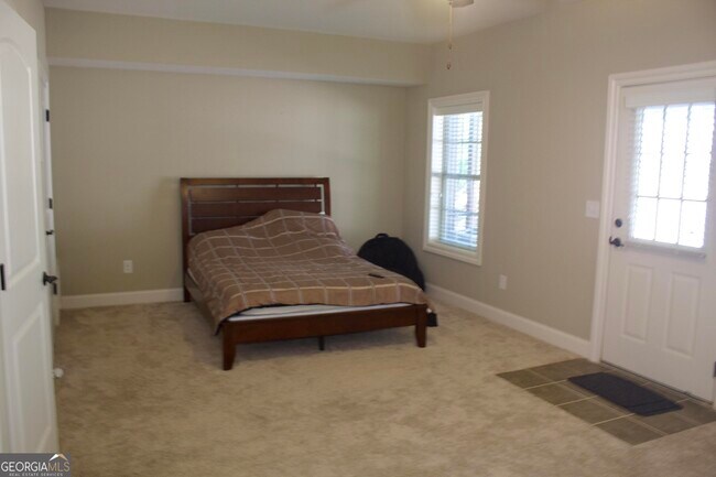 Building Photo - 2559 Willow Fld Xing
