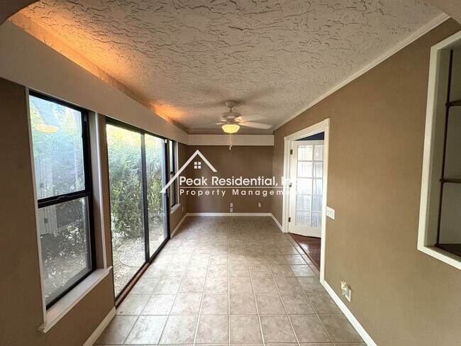 Building Photo - 11037 Mammoth River Ct