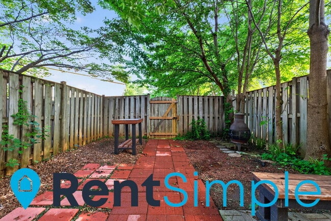 Building Photo - 14828 Ensor Ct