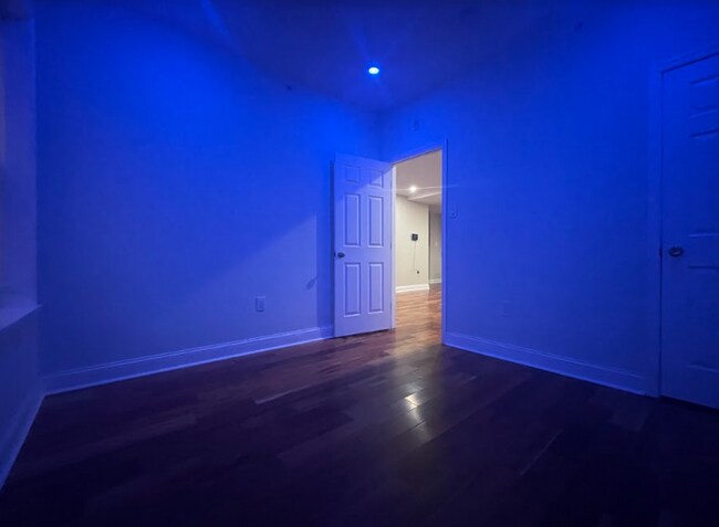 Building Photo - 3639 Lancaster Ave