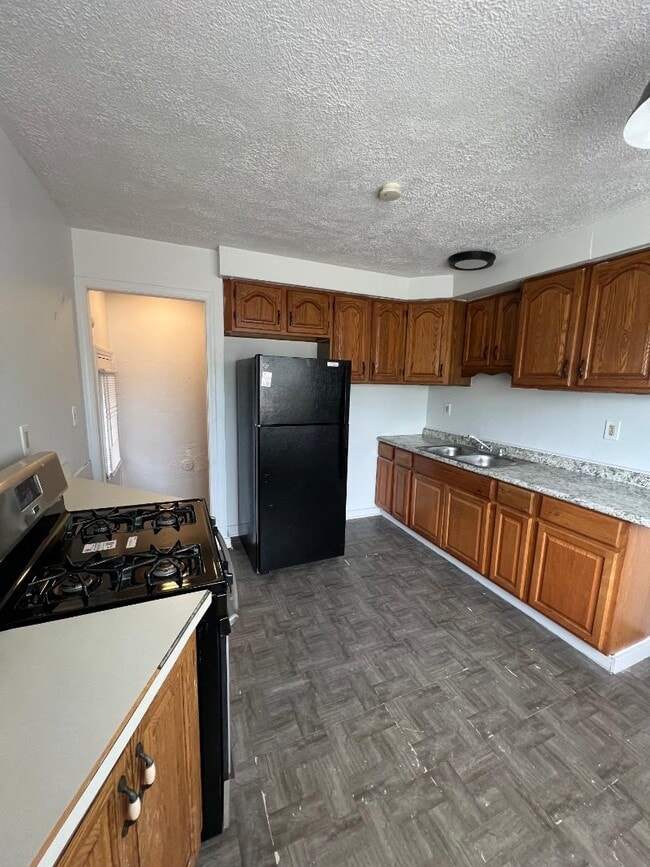 Building Photo - 14315 Tokay Ave