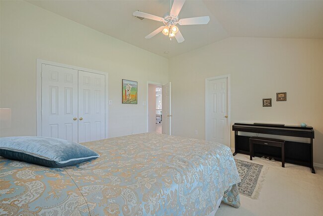 Building Photo - 1413 Whispering Pines Dr