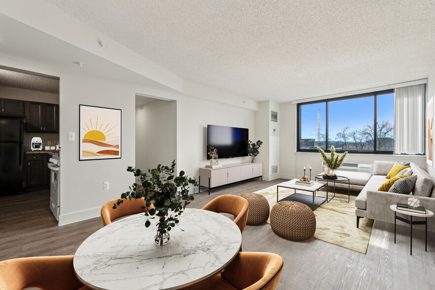 Building Photo - Edgewood Commons 611 & Gardens