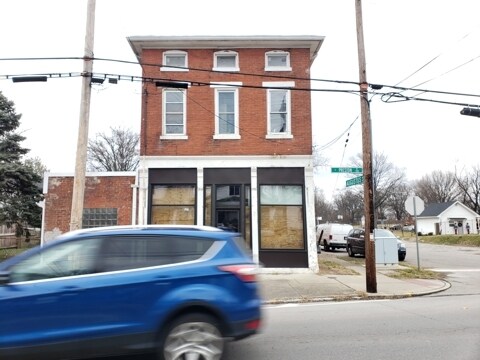 Front of Apts @ Preston Park - 505 Augustus Ave