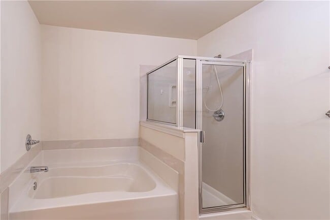 Building Photo - 3941 Snipes Ct