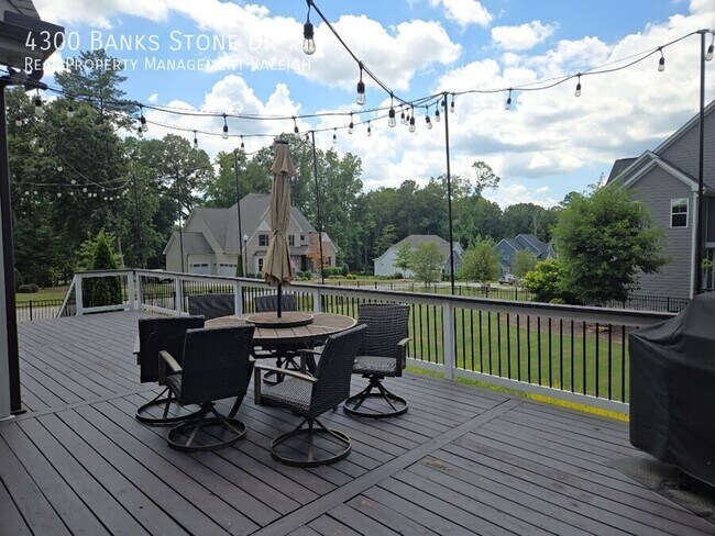 Building Photo - 4300 Banks Stone Dr