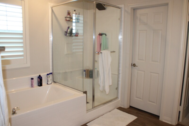 Building Photo - 26840 Red Dr