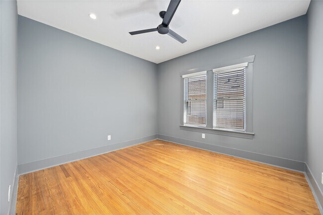 Building Photo - 2215 Gregg St