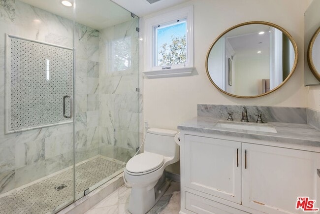 Building Photo - 345 S Saltair Ave