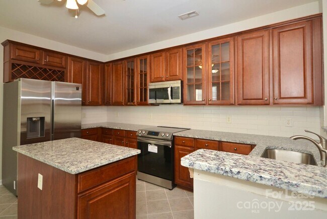 Building Photo - 3567 Creeping Flora Ln