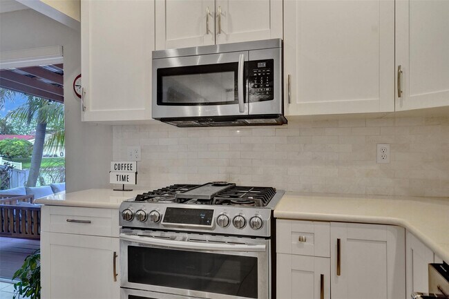 Building Photo - 2865 Egret Way