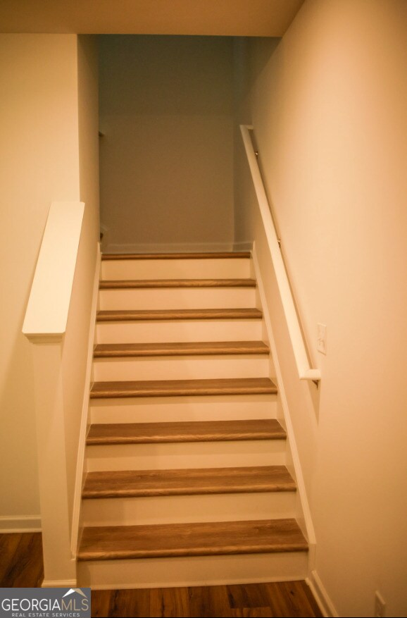 Building Photo - 386 Red Dragon Dr