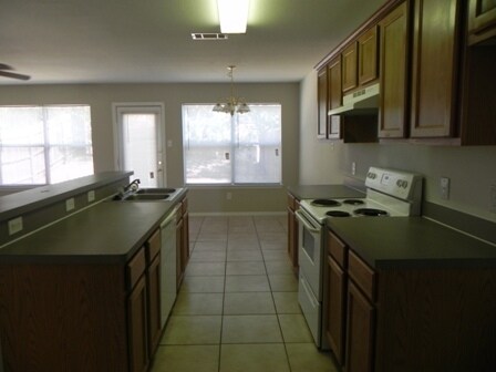 Building Photo - 7511 Ederville Rd