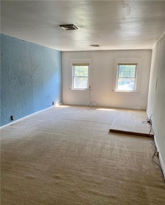 Building Photo - Spacious 2 Bedroom Apartment in Euwanee Park