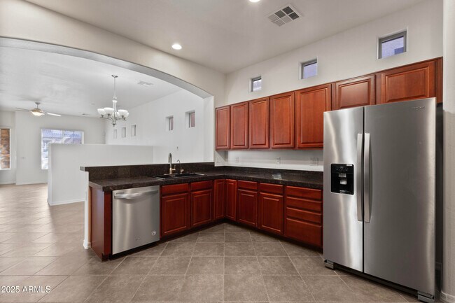 Building Photo - 785 W Village Pkwy