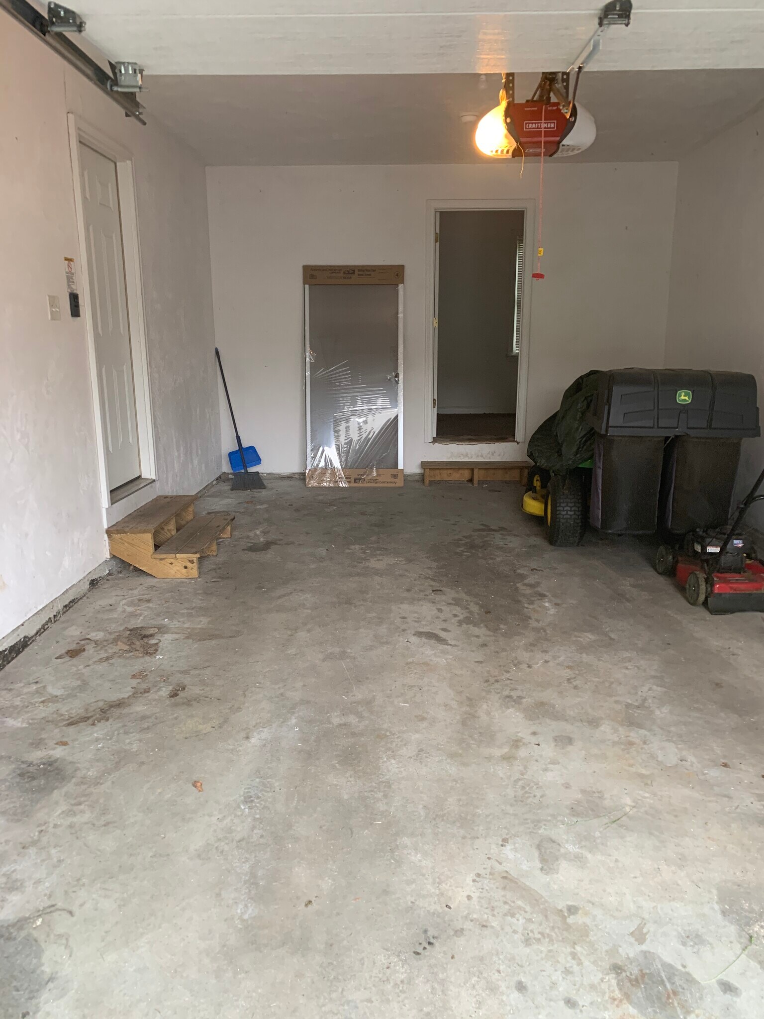 Garage - 35 Northboro St