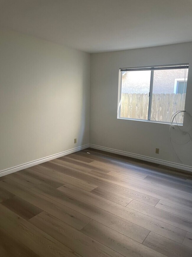 Building Photo - NEW PAINT AND FLOORING