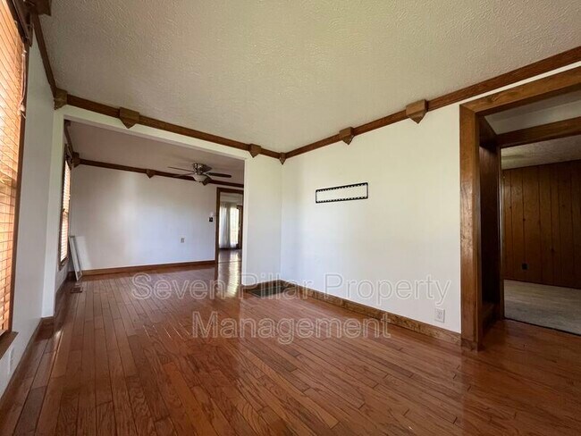 Building Photo - 9252 Mink St SW