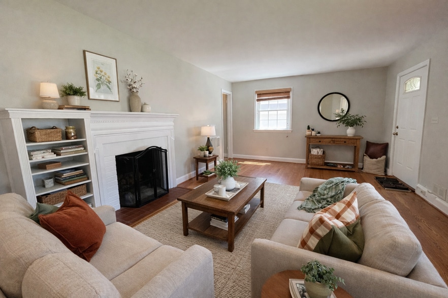 Building Photo - 5817 KINGSWOOD