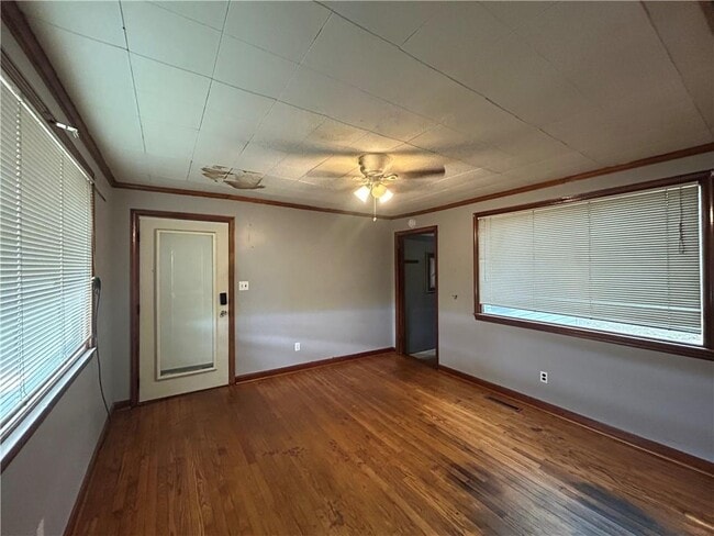 Building Photo - 52 Northside Dr