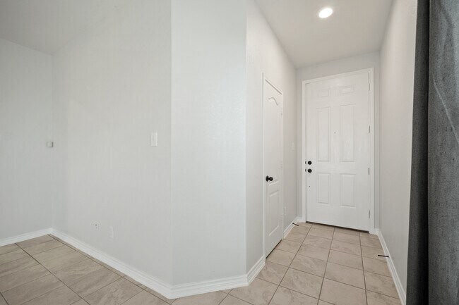 Building Photo - 4229 Gale Meadows