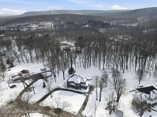 Building Photo - 5132 Pocono Park