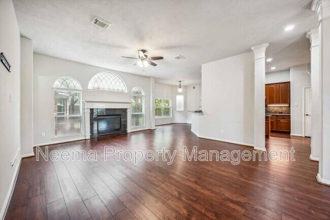 Building Photo - 23822 Wellington Ct Blvd