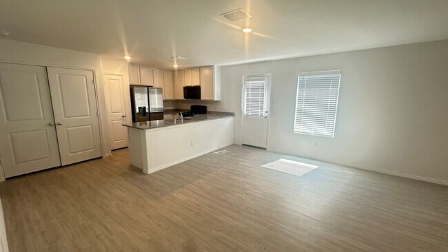 Building Photo - 3420 Flicker Ln