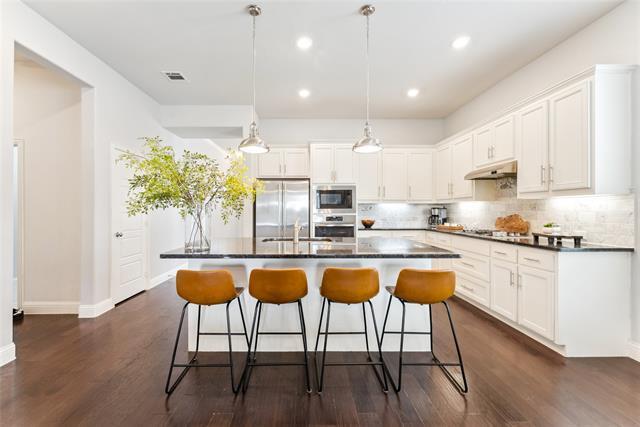 Building Photo - 3414 Charleston Dr