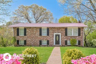 Building Photo - 713 W Meadecrest Dr