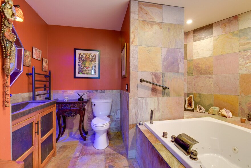 Building Photo - 3960 Adeline St