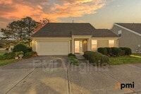 Building Photo - 1002 Nicklaus Dr