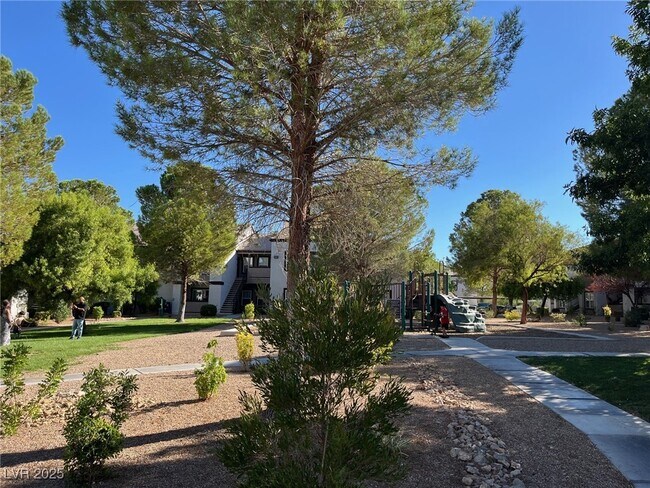 Building Photo - 7255 W Sunset Rd