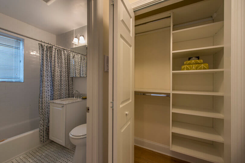 Building Photo - 54 Alton Pl