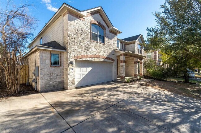 Building Photo - 1209 Laurel Oak Trail