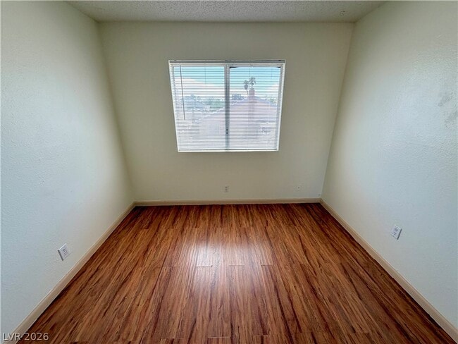 Building Photo - 6969 Mountain Moss Dr