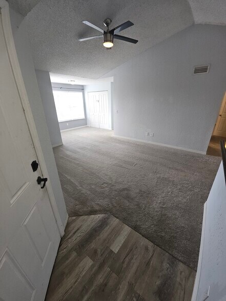 Building Photo - 5160 Conroy Rd