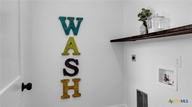 Building Photo - 105 Chesterfield Dr