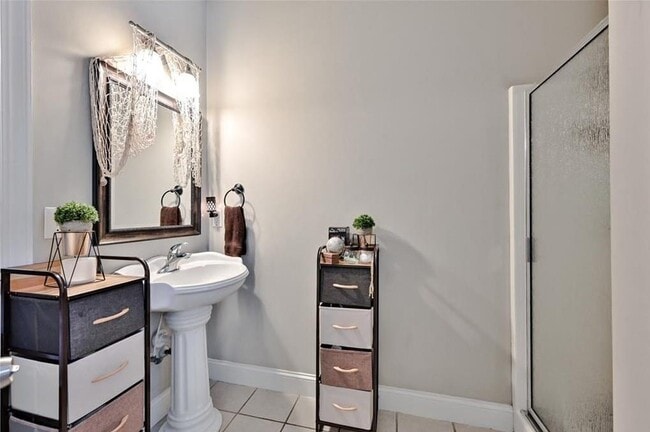 Building Photo - 2370 Scotney Castle Ln