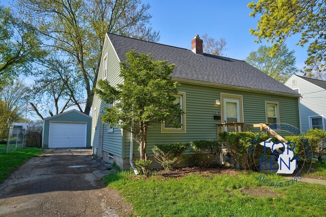 Building Photo - 2418 Nebraska Ave
