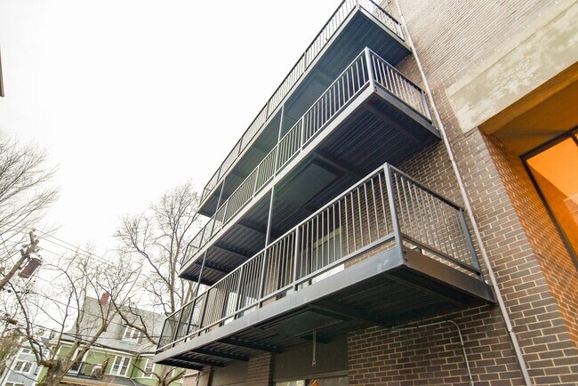 Building Photo - 24 Highland Ave
