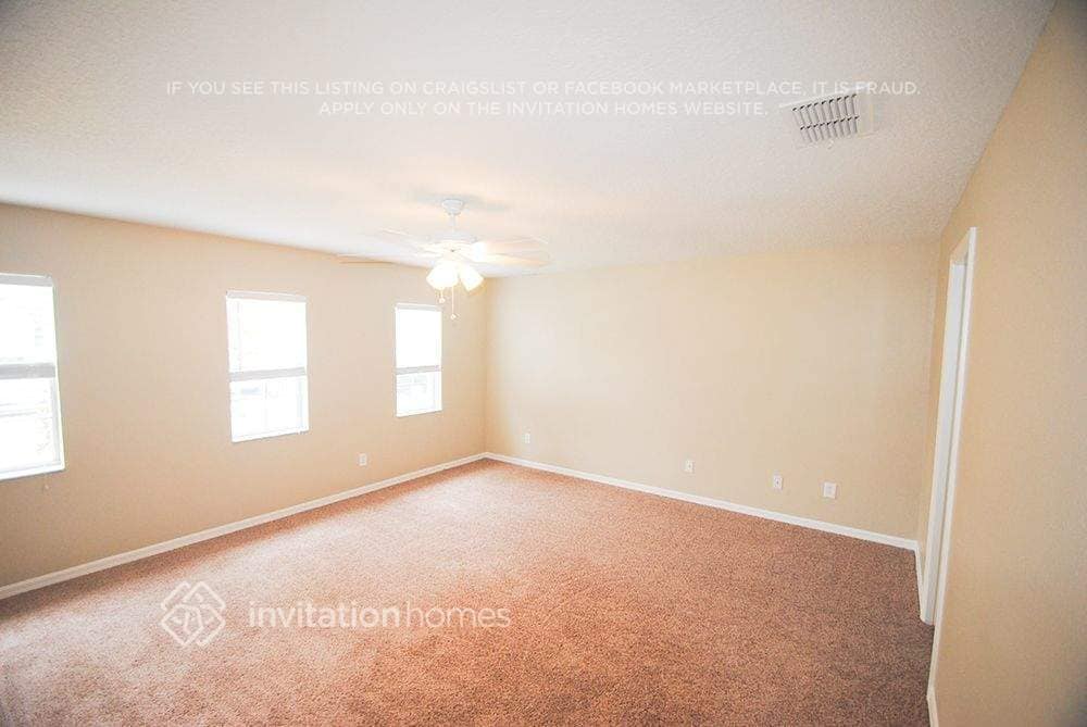 Building Photo - 13624 Podocarpus Ln